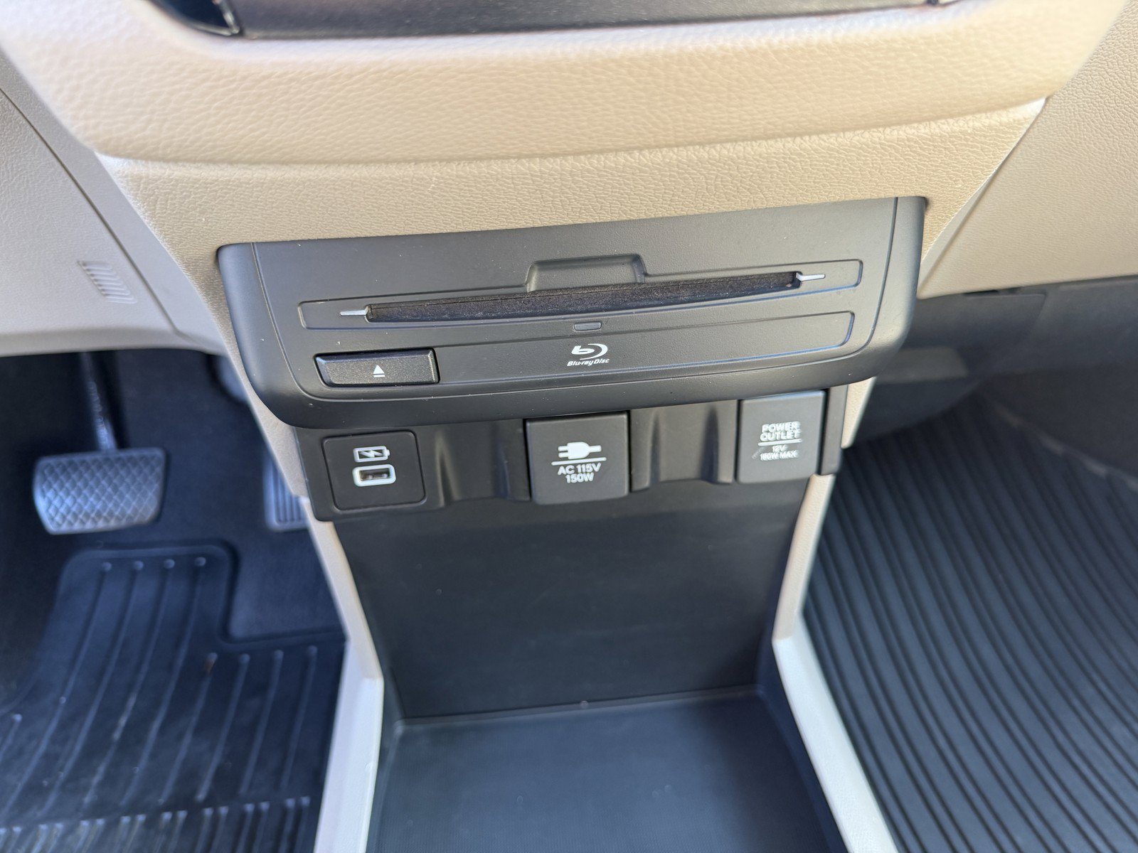 Used 2022 Honda Odyssey Elite image 39