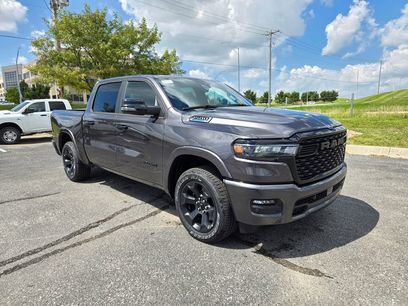 New 2025 RAM 1500 4x4 Crew Cab
