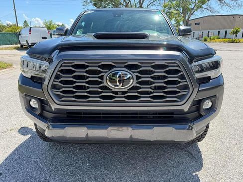 Used 2023 Toyota Tacoma TRD Sport w/ Advanced Technology Package image 8
