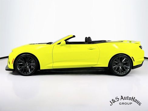 Used 2019 Chevrolet Camaro ZL1 image 4