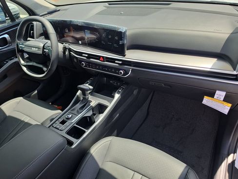 New 2026 Kia Sorento S w/ S Panoramic Sunroof Package FWD image 11