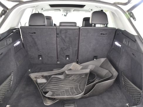 Used 2018 Audi Q5 2.0T Premium AWD/4WD image 24
