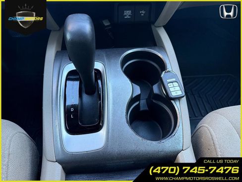 Used 2019 Honda Pilot LX image 26