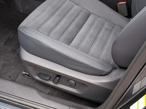 New 2026 Nissan Rogue SL AWD/4WD image 6