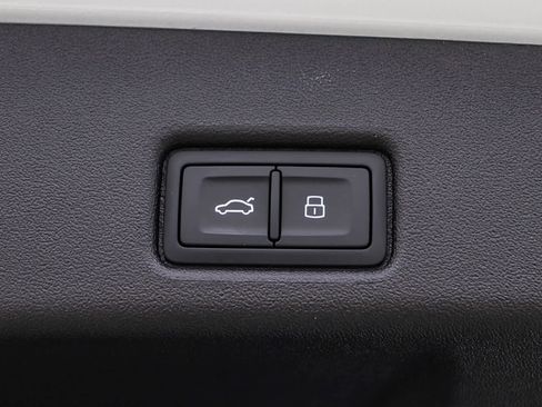 New 2025 Audi Q5 Premium Plus image 37