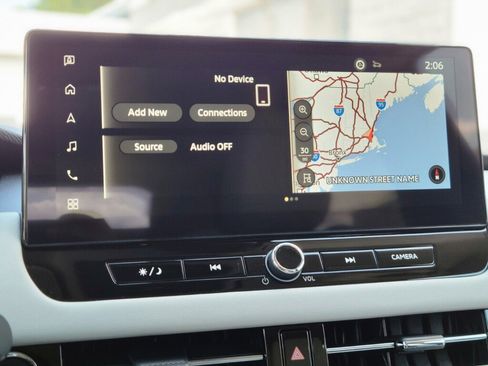 New 2025 Mitsubishi Outlander SE image 20