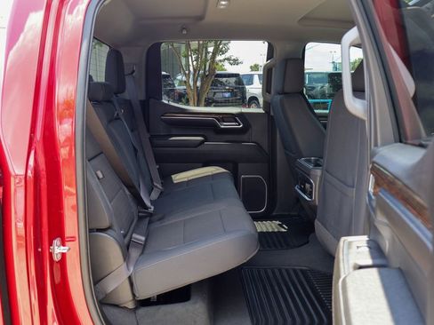 Used 2024 GMC Sierra 1500 Elevation AWD/4WD image 11