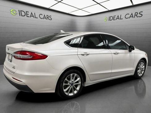 Used 2020 Ford Fusion SE FWD image 5