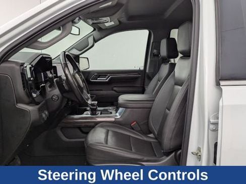 Used 2023 Chevrolet Silverado 1500 LTZ AWD/4WD image 17