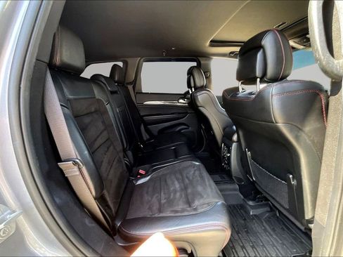 Used 2019 Jeep Grand Cherokee Trailhawk AWD/4WD image 25
