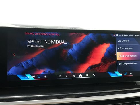 Used 2025 BMW X5 M60i AWD/4WD image 15