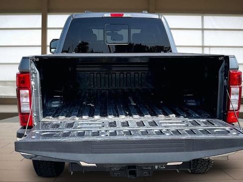 Used 2021 Ford F250 Lariat w/ Lariat Value Package AWD/4WD image 17