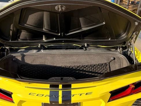 Used 2021 Chevrolet Corvette Stingray Premium Conv w/ Z51 Performance Package RWD image 30