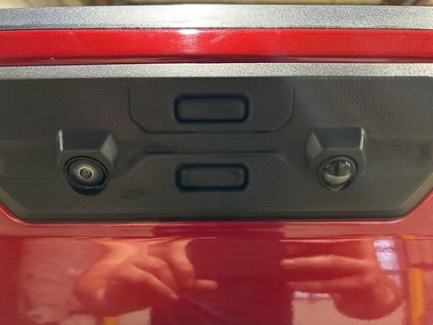 Used 2024 Chevrolet Silverado 1500 High Country AWD/4WD image 13
