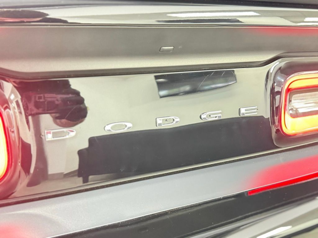 Used 2018 Dodge Challenger SRT Demon RWD image 12