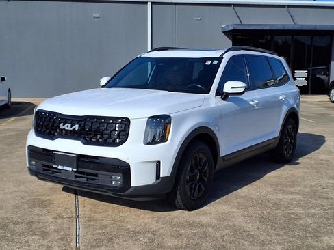 Used 2024 Kia Telluride SX Prestige X-Pro AWD/4WD image 3