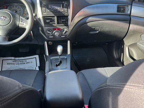Used 2011 Subaru Forester 2.5X Premium w/ All-Weather Pkg image 11