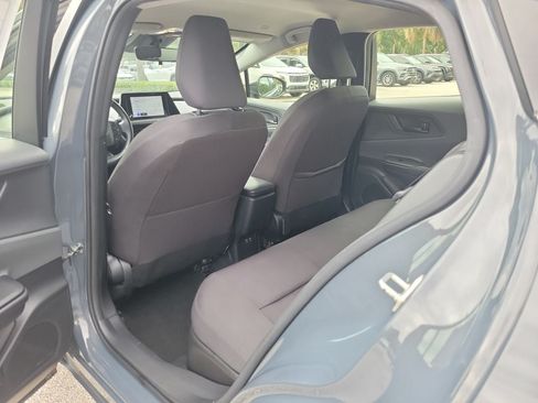 Used 2024 Toyota Prius LE FWD image 9