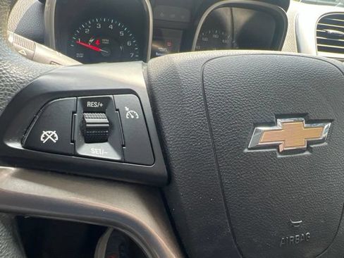 Used 2016 Chevrolet Malibu LT FWD image 20