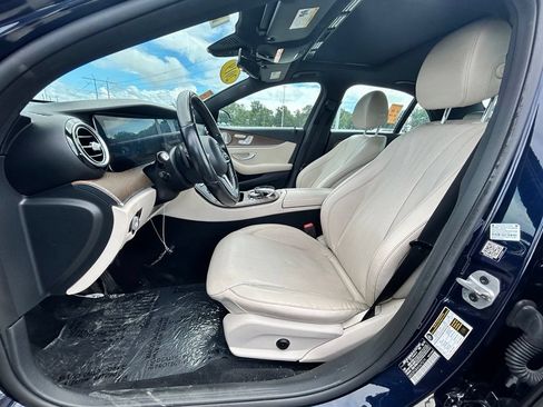 Used 2019 Mercedes-Benz E 300 image 11