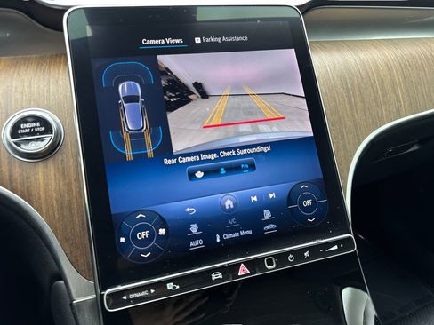 Used 2023 Mercedes-Benz GLC 300 4MATIC image 62