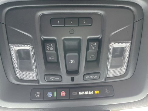 Used 2024 Chevrolet Silverado 2500 High Country w/ Midnight Edition image 30