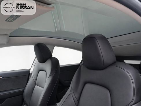 Used 2024 Tesla Model Y 2WD image 8