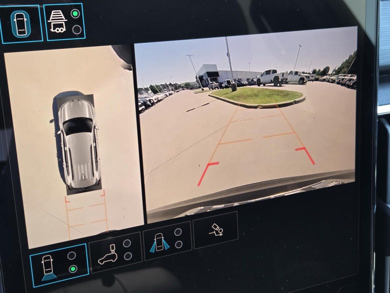 New 2026 GMC Acadia Elevation AWD/4WD image 11
