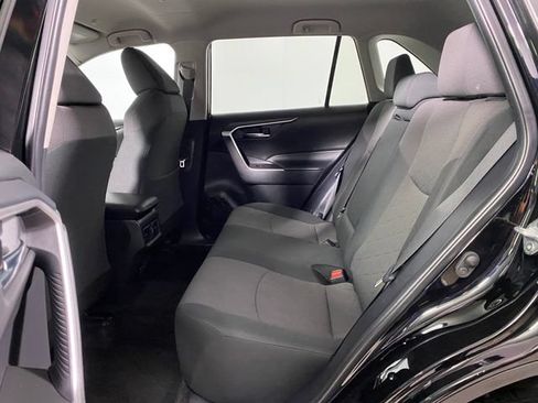 Used 2024 Toyota RAV4 XLE FWD image 11
