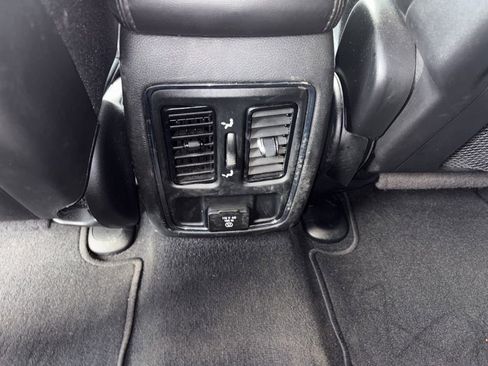 Used 2021 Jeep Grand Cherokee Laredo X AWD/4WD image 30