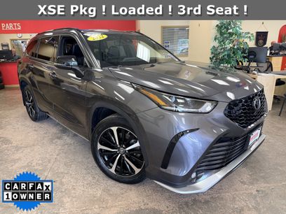Used 2022 Toyota Highlander XSE