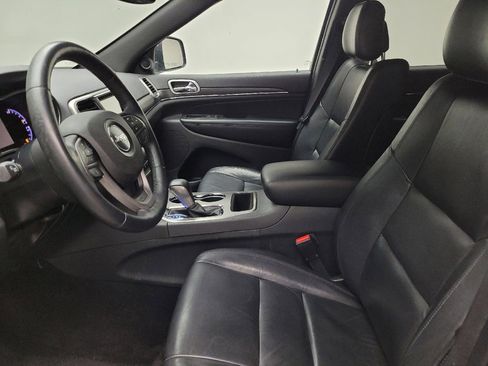 Used 2018 Jeep Grand Cherokee Limited image 17