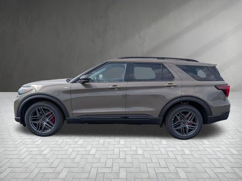 New 2026 Ford Explorer ST-Line AWD/4WD image 7