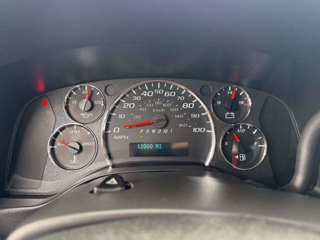 Used 2025 GMC Savana 2500 w/ Driver Convenience Package RWD image 26