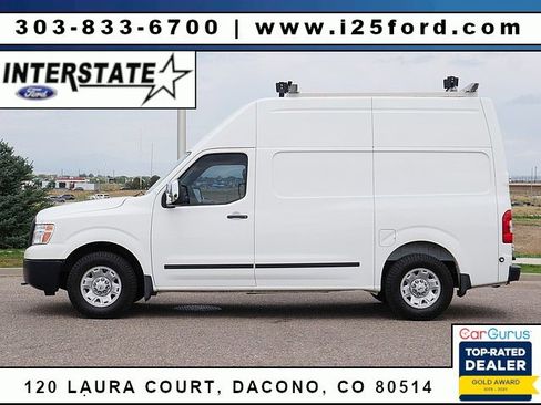 Used 2018 Nissan NV 2500 SV image 2