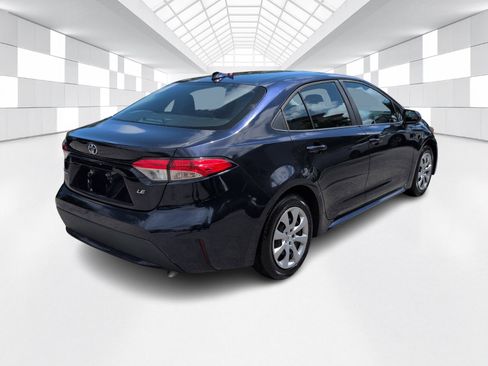 Used 2020 Toyota Corolla LE image 7