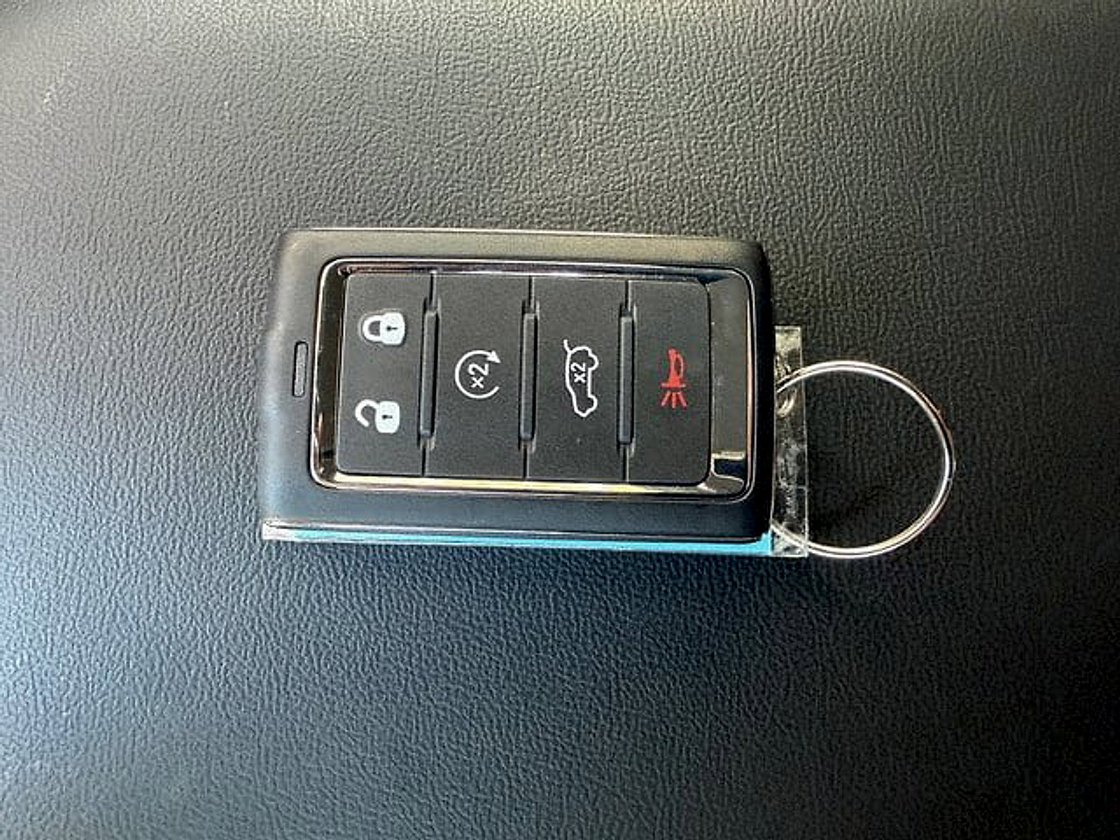 Used 2025 Jeep Grand Cherokee Altitude AWD/4WD image 32