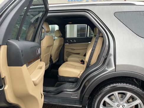 Used 2017 Ford Explorer Limited w/ Equipment Group 301A image 15
