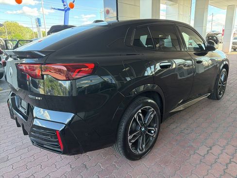 Used 2025 BMW X2 xDrive28i AWD/4WD image 7