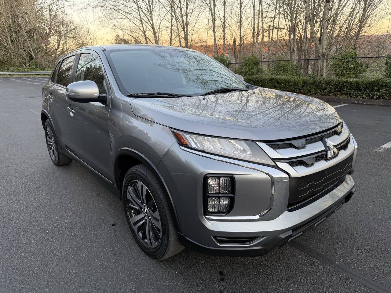Used 2020 Mitsubishi Outlander Sport Black Edition AWD/4WD image 3