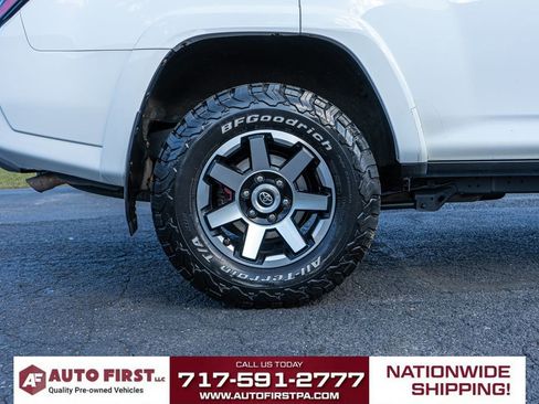 Used 2019 Toyota 4Runner TRD Off-Road Premium image 25