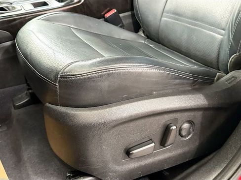 Used 2016 Kia Sorento EX w/ EX Touring Package image 21