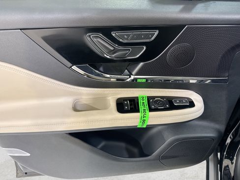 New 2026 Lincoln Corsair Premiere FWD image 12