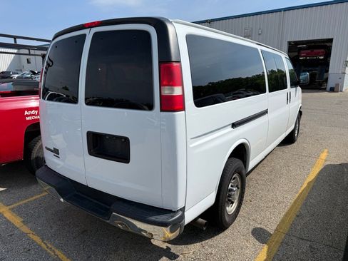 Used 2013 Chevrolet Express 3500 LT w/ LT Preferred Equipment Group RWD image 2