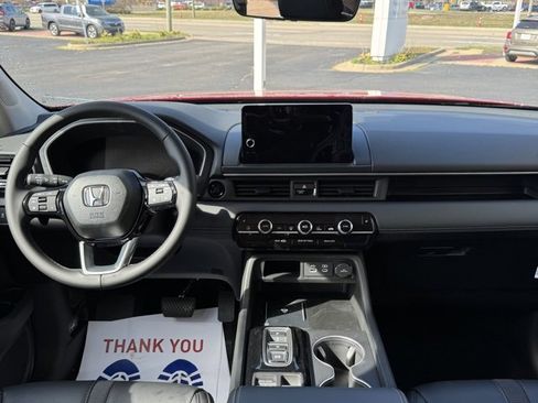 New 2025 Honda Pilot EX-L image 16