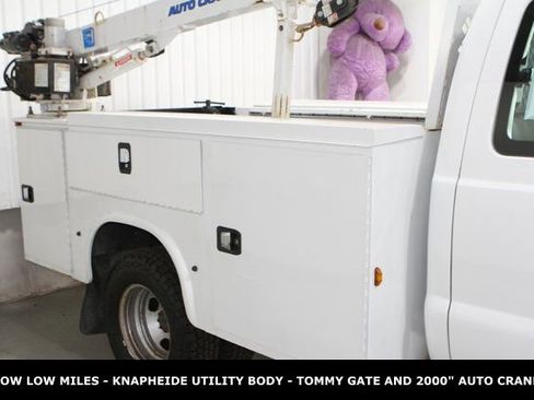 Used 2015 Ford F350 XL w/ Power Equipment Group image 4