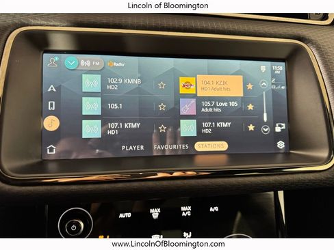 Used 2023 Land Rover Range Rover Evoque R-Dynamic S AWD/4WD image 40