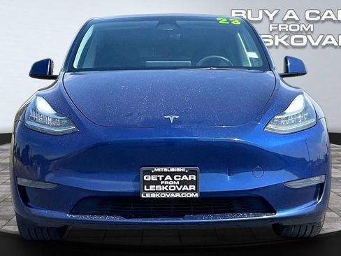 Used 2023 Tesla Model Y Long Range AWD/4WD image 3