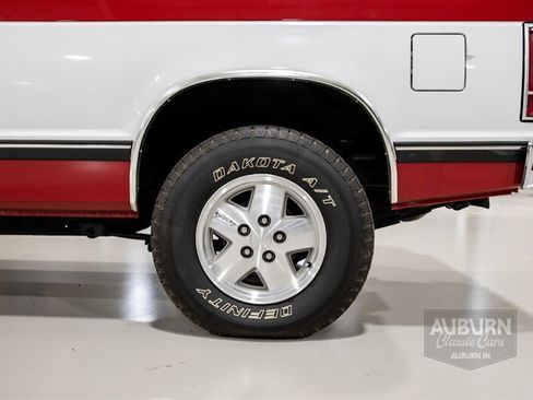 Used 1986 Chevrolet S10 Pickup 4WD image 52
