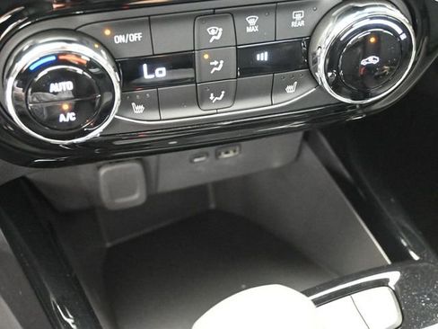 New 2026 Chevrolet Trax RS w/ Driver Confidence Package FWD image 28